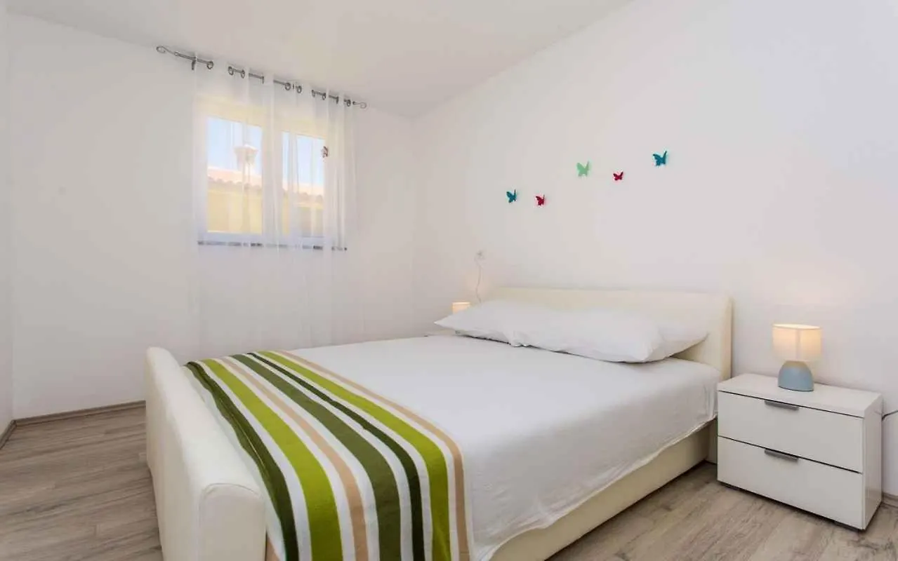 Apartment In Vrbnik - Insel Krk 45255